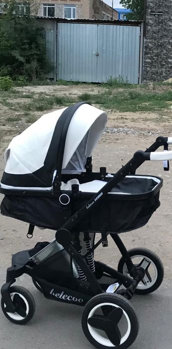 Продам коляску 3 в 1
