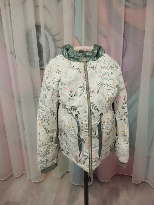 Продам куртки осень