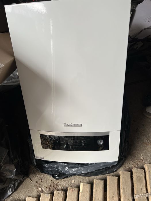 Centrala termica  BUDERUS Logamax Plus in condensare