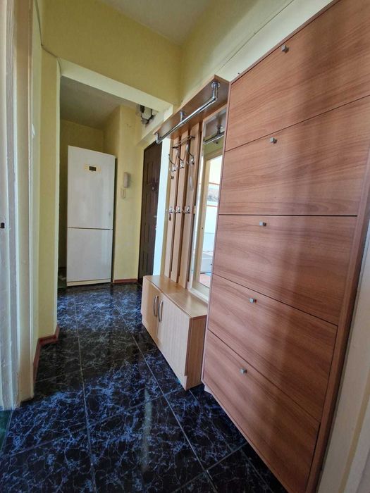 Inchiriez apartament 3 camere Sector 6 Strada Cetatea Histria