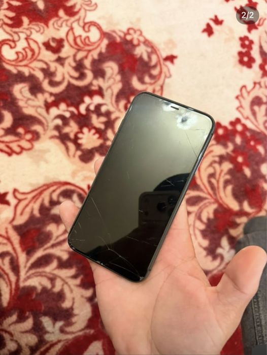 Продам iPhone 11 Вот Работает отлично