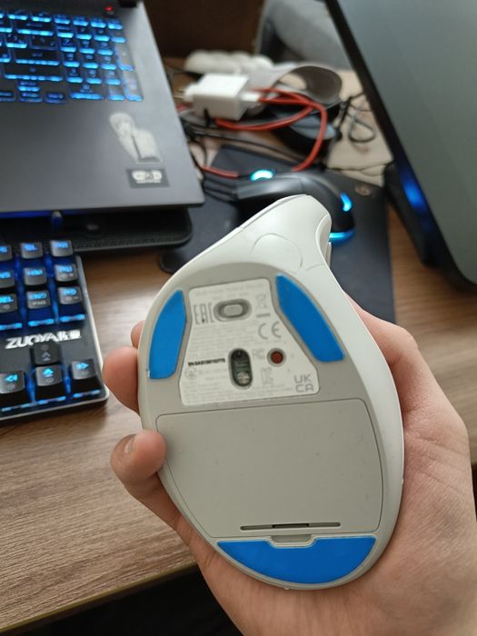 Вертикальная мышь