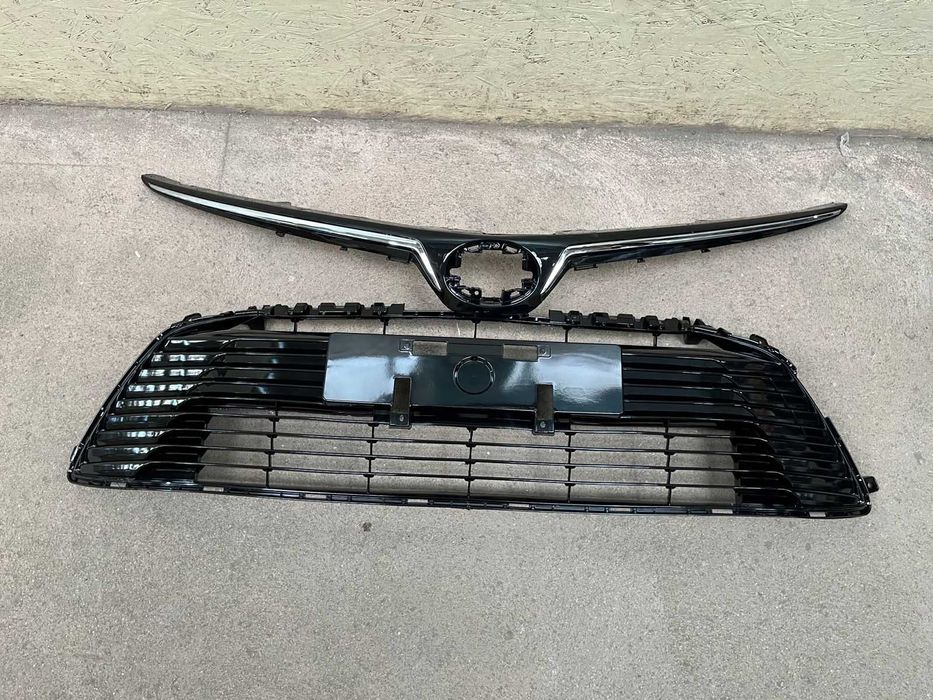 Решетка на Тойота Королла 2019- / Toyota Corolla 2019- Каролла