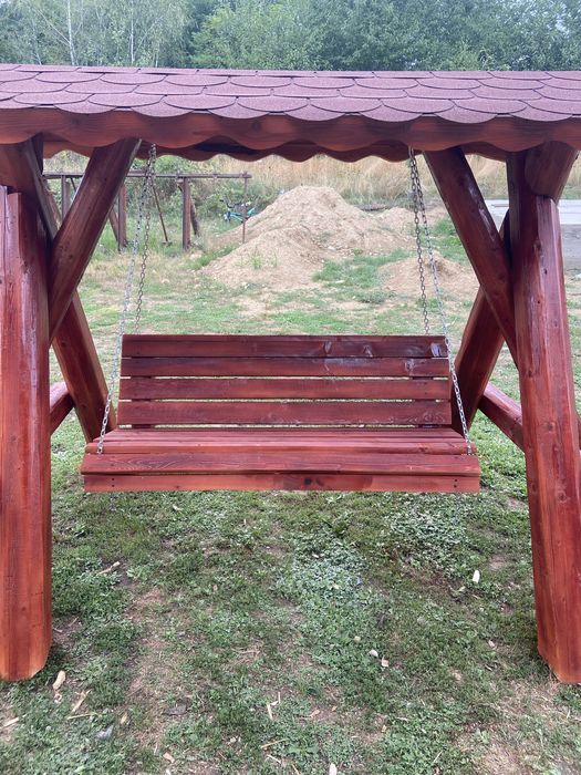 Balansoar rustic la un pret avantajos