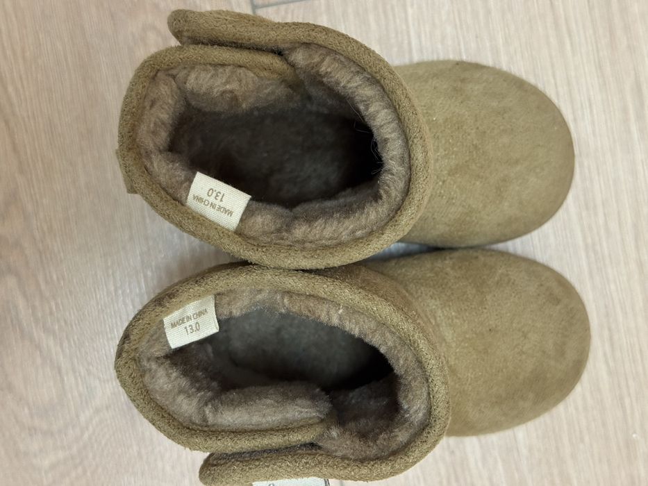 Детские ботинки типа UGG