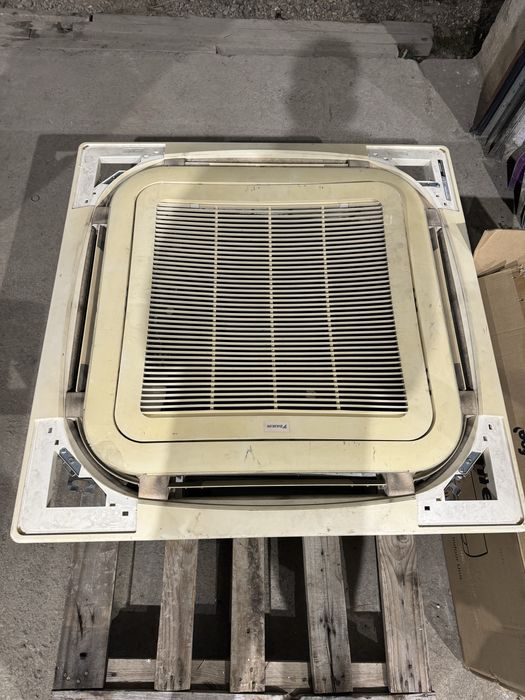 Aparate aer conditionat 12000 btu cu freon stare perfecta