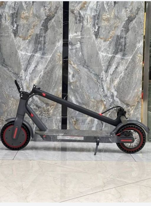 Даставка бесплатная. Электросамокат Skillmax Italian technology mini r