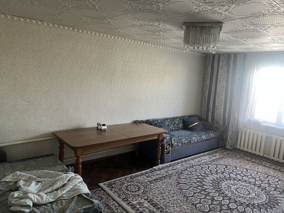 Дом продается в хорошем раионе.