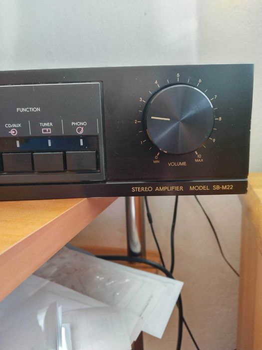 продавам усилвател