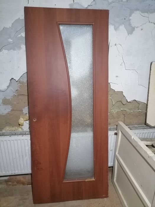 Продам дверь бу...80