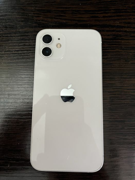 айфон 12 продам.