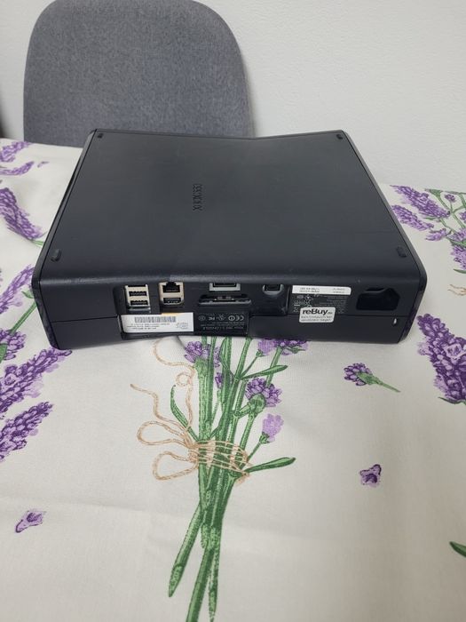 Xbox 360 S Console  funcțional asigur  probă