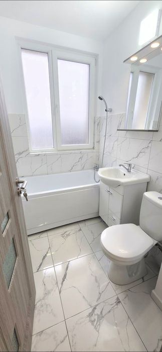 2 camere etaj 3, TOTUL NOU renovat complet, liber!