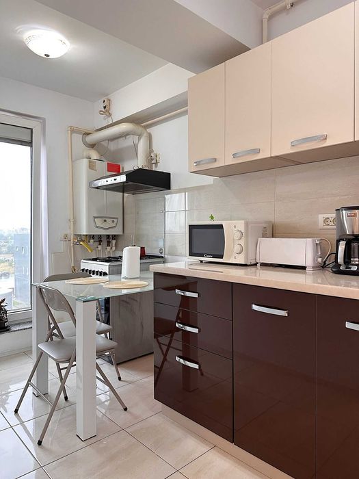 Închiriez garsonieră în ansamblu rezidențial