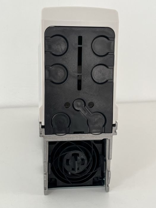 Nidec Control Techniques M702-034 servo drive NOU