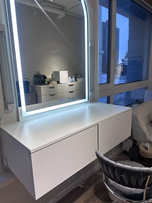 Сдаем место на аренду, в студии красоты