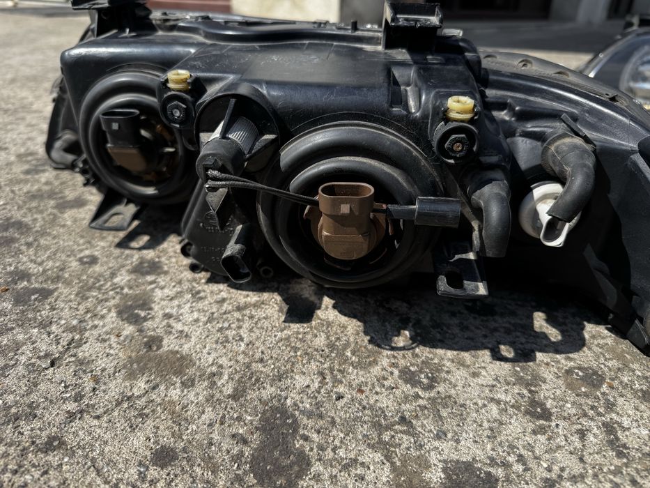 Faruri bmw e39 halogen originle