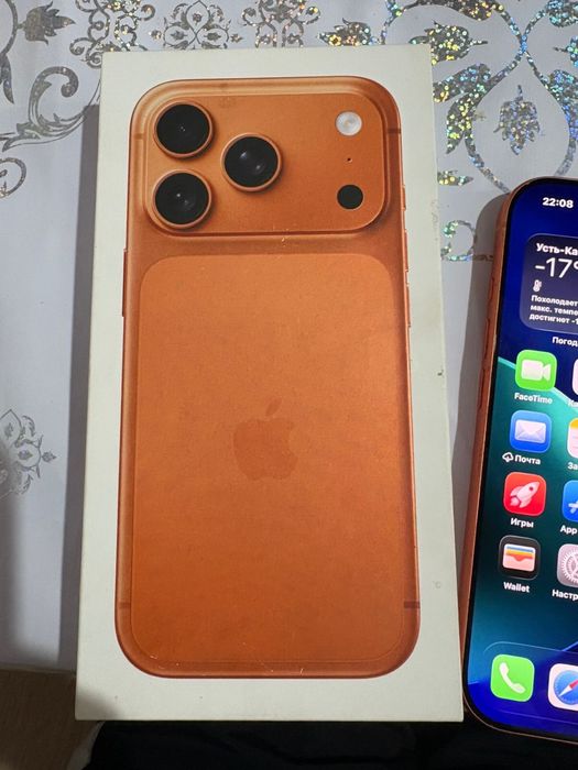 Продам айфон 17 про