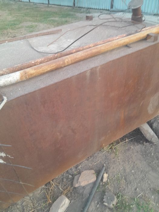 Продам Ёмкость железную