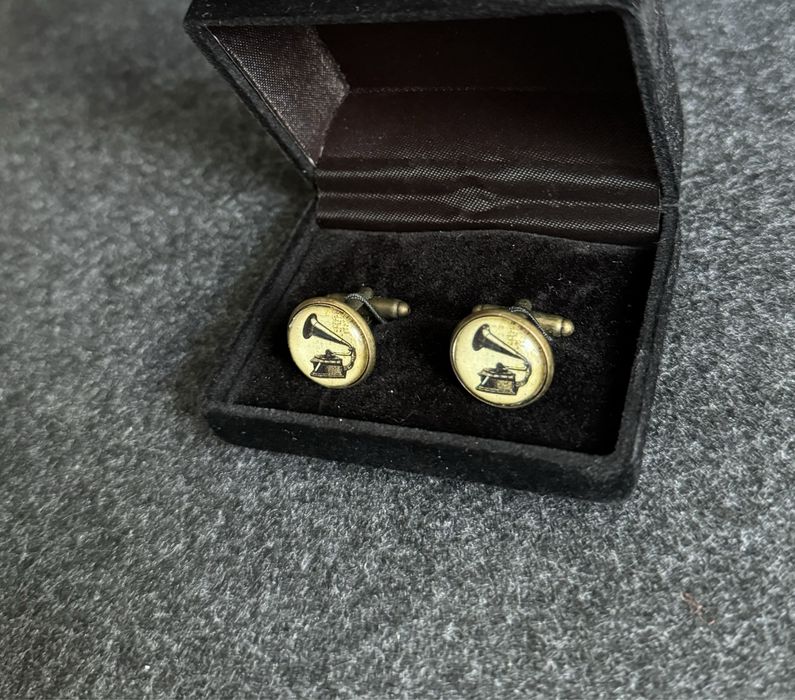 Butoni pentru camasa noi unicati muzica