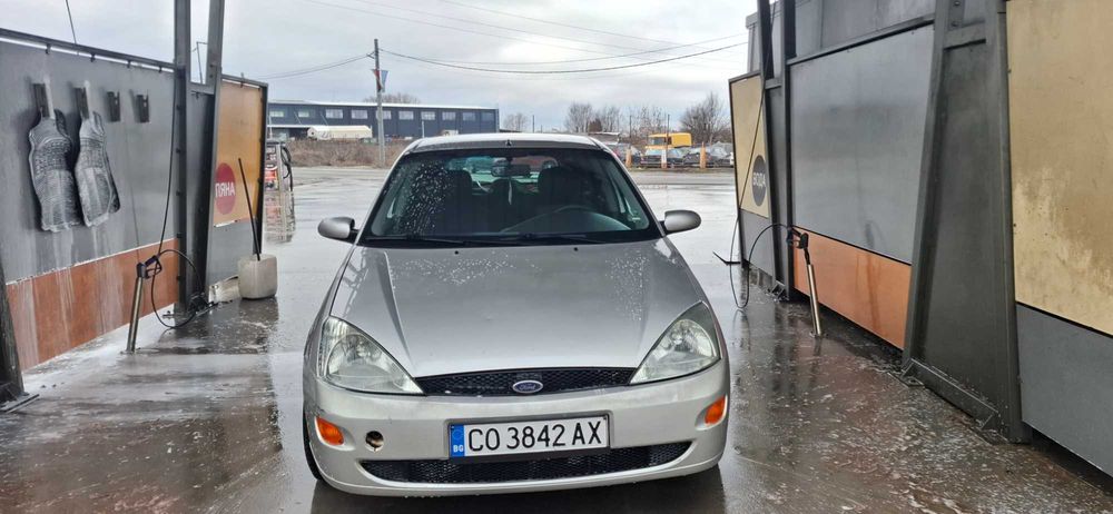 Ford Focus 1.8 TDDI GHIA