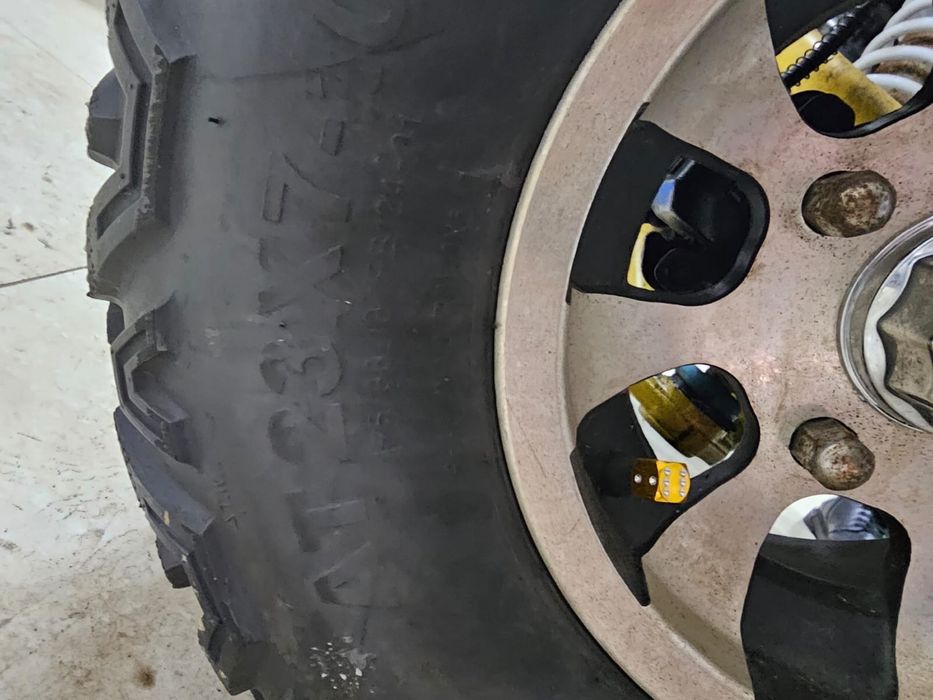 Продам шины на квадрик