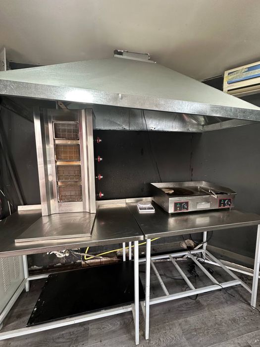 Фаст фуд нарсалари сотилади