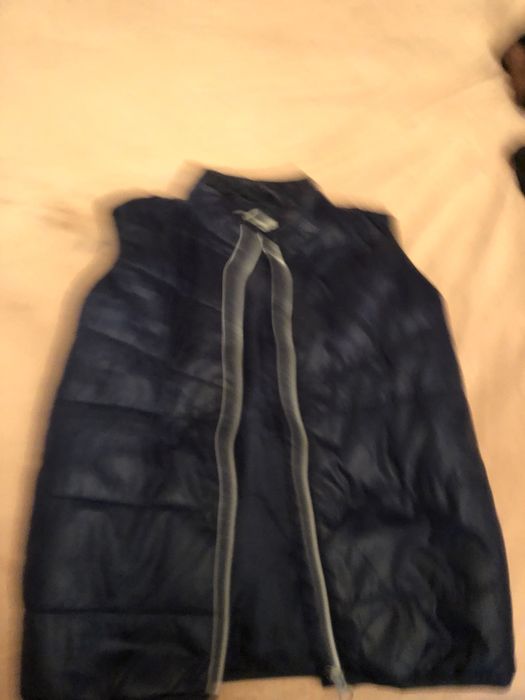 Продается жилет для мальчиков