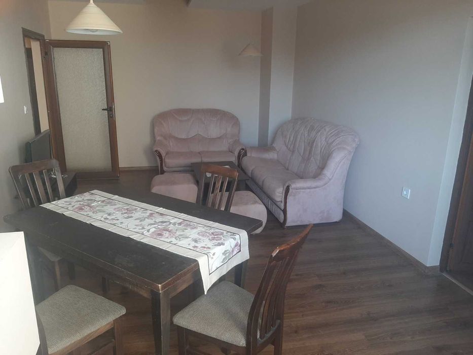 Двустаен апартамент