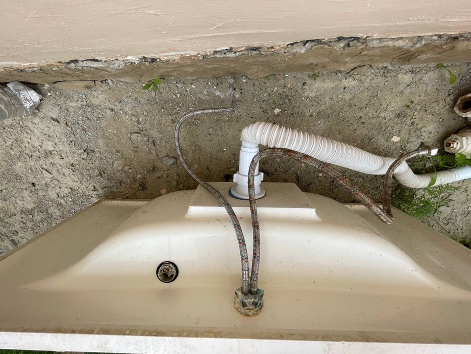 Ванна и раквина.