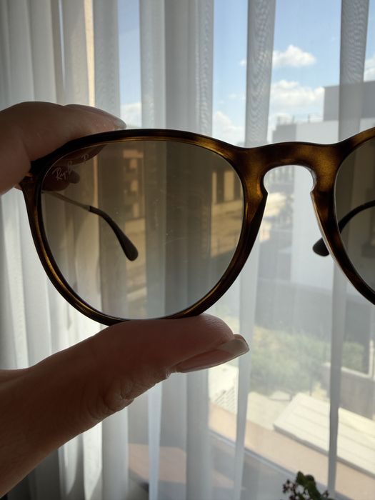 Дамски слънчеви очила Ray-Ban RB4171 Erika