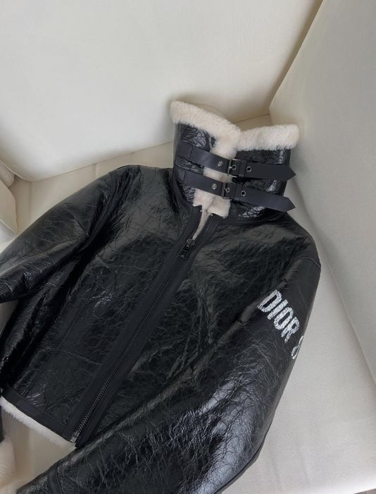 Яке Christian Dior