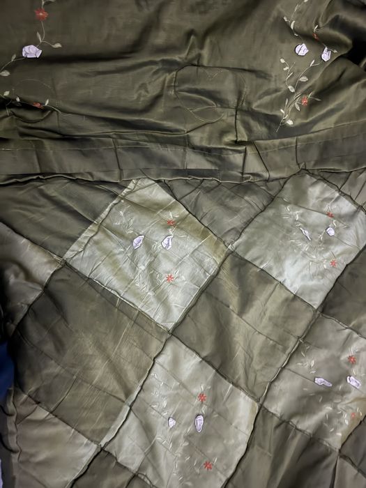 Продается покрывало двуспальное б/у