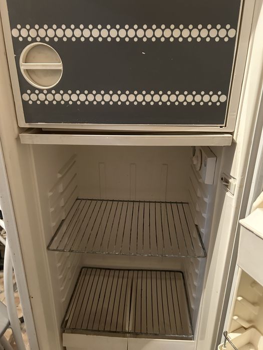 Продается холодильник