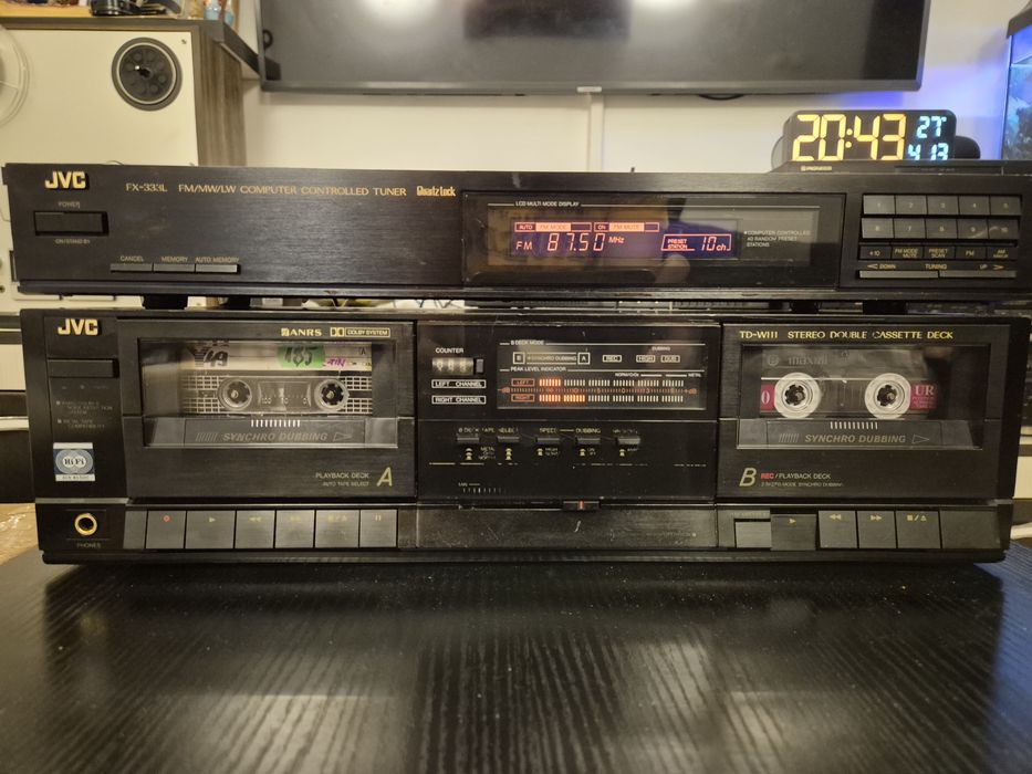 Linie JVC si Kenwood servisata compusa din Deck Dublu TD-W111 + BONUS Tuner FX-333L