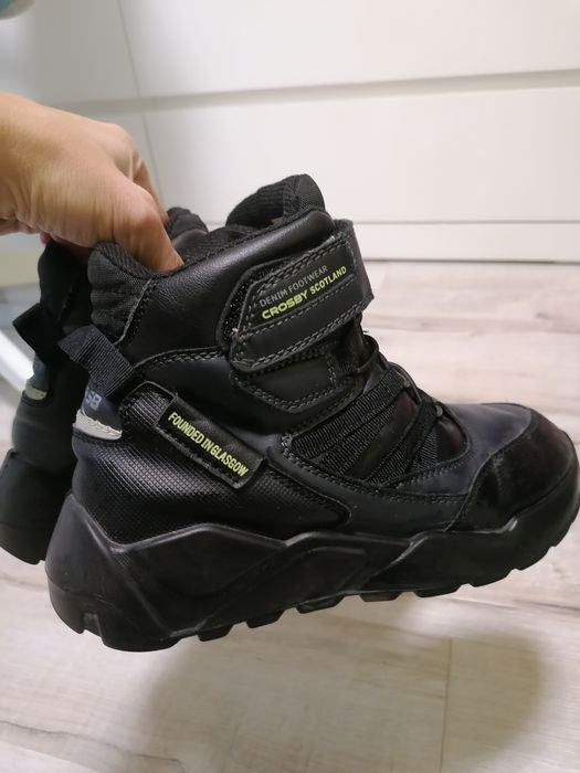 Зимни боти CROSBY