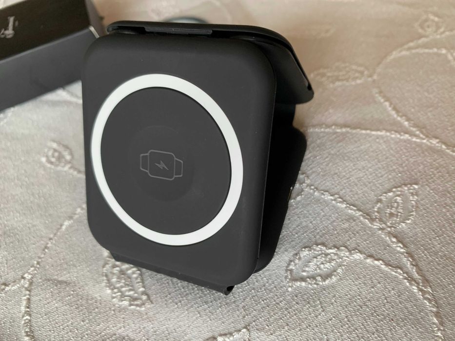 Безжично зарядно с комплект кабели BOLERO Memorii 2 в 1 Fairmont Dubai