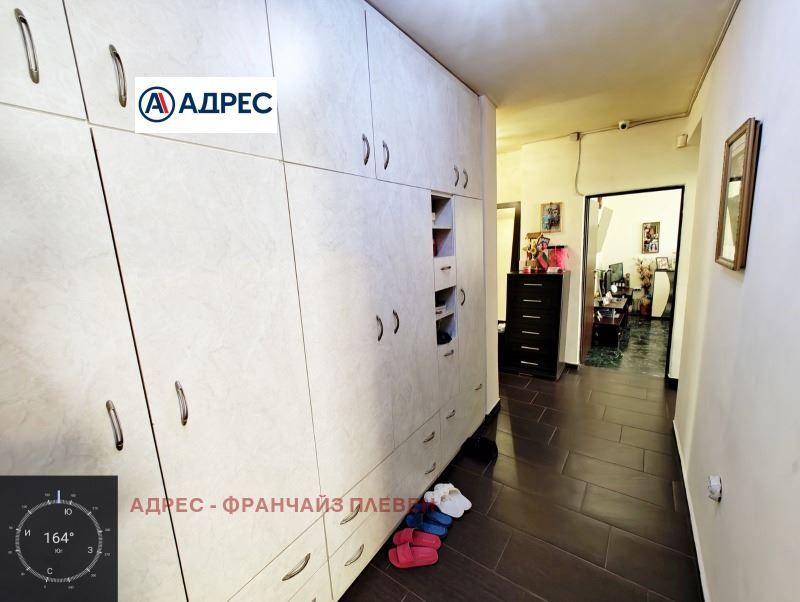 Продава се Многостаен апартамент в Плевен, 9-ти квартал - 120 кв.м за 2125 €/кв.м - Снимка #7