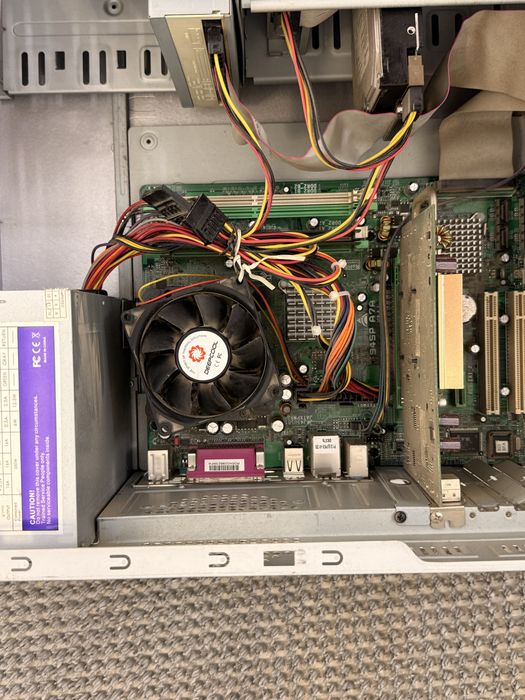 Продам системный блок работает