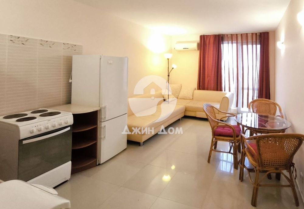 Продава се Двустаен апартамент в к.к. Слънчев бряг - 60 кв.м за 740 €/кв.м - Снимка #1