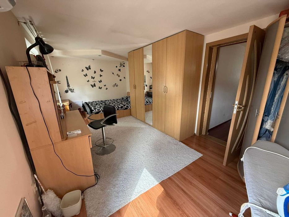 Proprietar casa zona Ford