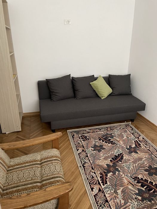 Inchiriez apartament