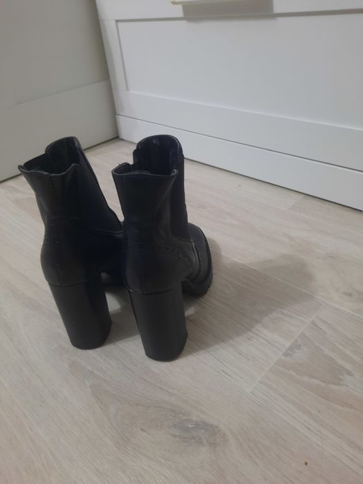 Продам кожанный сапаги