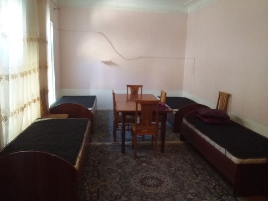 2 sotoqli hovli sotiladi