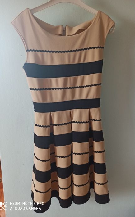 Vând  rochie ! Preț accesibil!