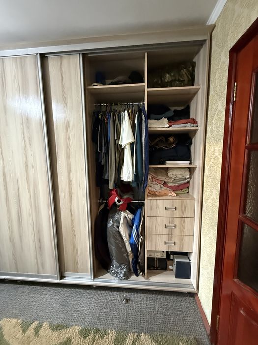 Продам шкаф купе