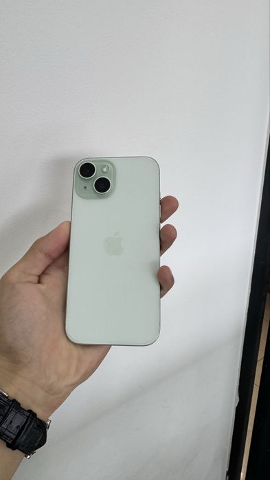 Iphone 15 Green