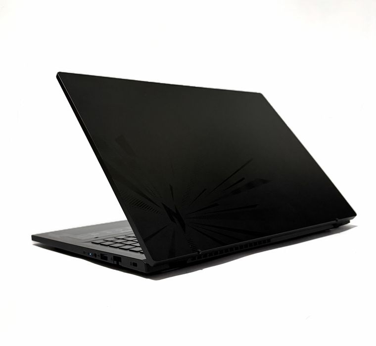 ACER Nitro/16” WUXGA 165Hz/i5-13420H/RTX 3050 6GB/16GB DDR5/512GB NVMe
