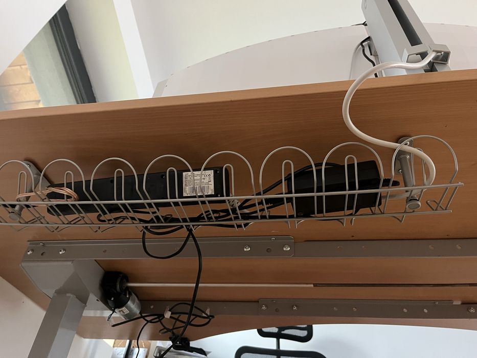 Електрическо офис бюро