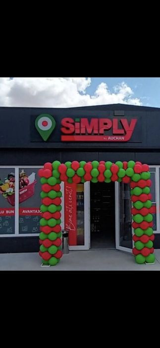 Echipamente frigorifice vitrina frigorifica mezeluri  băuturi lactate
